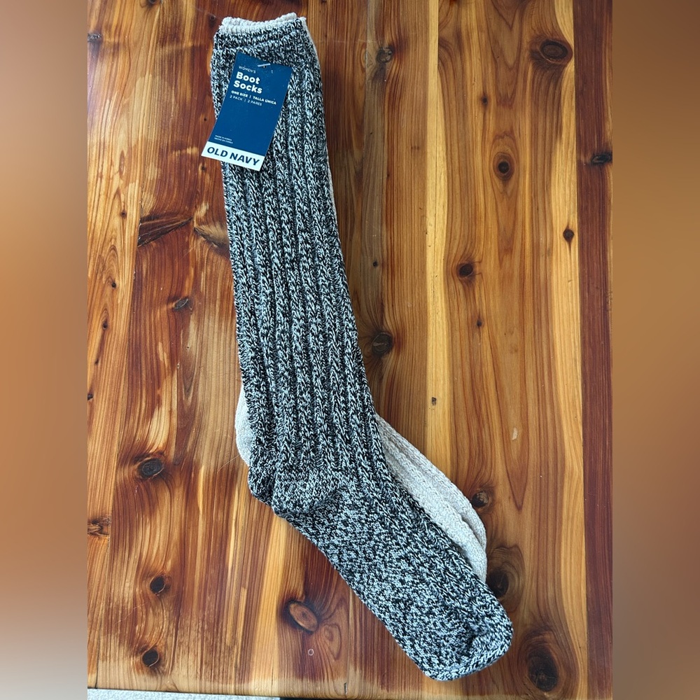 Old Navy Black and Cream Socks - Picture 2 of 4